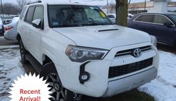 2021 Toyota 4Runner TRD Off-Road