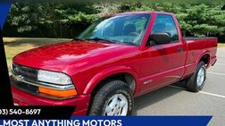 2000 Chevrolet S-10 LS
