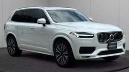 2021 Volvo XC90 T6 Momentum 7-Passenger