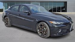 2025 Alfa Romeo Giulia Intensa