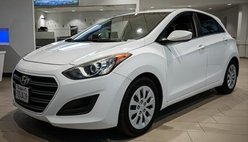 2017 Hyundai Elantra GT Base