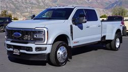 2025 Ford F-450 Super Duty Platinum