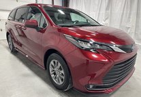 2025 Toyota Sienna XLE 7-Passenger
