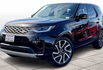 2025 Land Rover Discovery P300 S