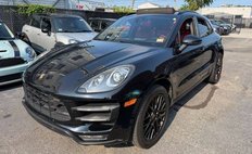 2018 Porsche Macan Turbo