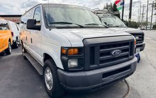 2012 Ford E-Series E-350 XLT Super Duty Extended Passenger Van