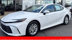 2025 Toyota Camry Hybrid LE