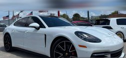2018 Porsche Panamera 4