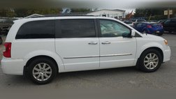 2016 Chrysler Town and Country Touring