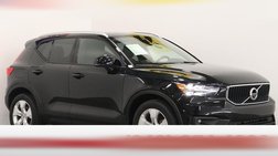 2021 Volvo XC40 T5 Momentum