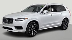 2022 Volvo XC90 T6 Momentum 6-Passenger