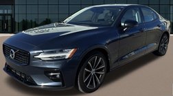 2022 Volvo S60 B5 Momentum