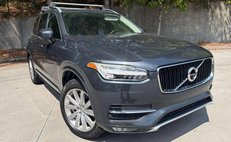 2017 Volvo XC90 T6 Momentum