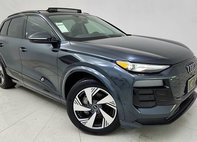 2025 Audi Q6 e-tron quattro Premium