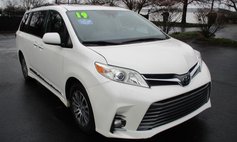 2019 Toyota Sienna XLE 8-Passenger