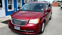 2013 Chrysler Town and Country Touring