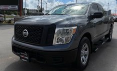 2017 Nissan Titan S