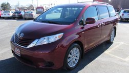 2016 Toyota Sienna LE 7-Passenger