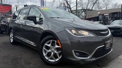 2017 Chrysler Pacifica Touring Plus