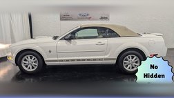 2007 Ford Mustang Deluxe
