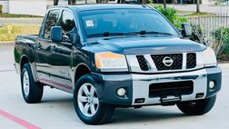 2011 Nissan Titan SV