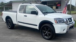 2015 Nissan Titan SV