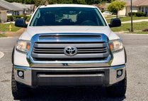 2014 Toyota Tundra SR5