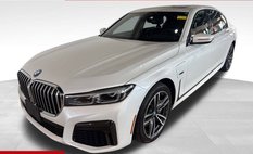 2022 BMW 7 Series 745e xDrive