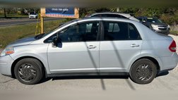 2011 Nissan Versa SL