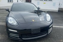 2016 Porsche Panamera 4