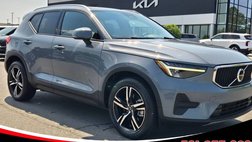 2023 Volvo XC40 B5 Core