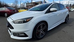 2017 Ford Focus ST