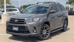 2017 Toyota Highlander SE