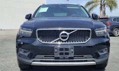 2021 Volvo XC40 T5 Momentum