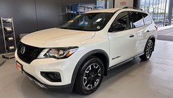 2020 Nissan Pathfinder SV