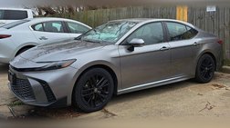 2025 Toyota Camry Hybrid LE
