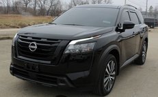 2023 Nissan Pathfinder SV