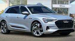 2022 Audi e-tron quattro Premium