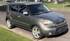 2010 Kia Soul +