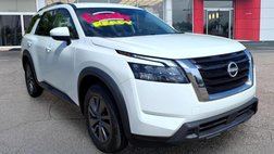 2024 Nissan Pathfinder SV