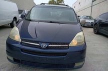 2004 Toyota Sienna 4 Dr XLE AWD Passenger Van