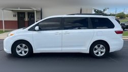 2015 Toyota Sienna LE