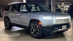 2024 Rivian R1S Adventure