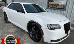 2022 Chrysler 300 Touring