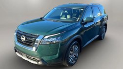 2025 Nissan Pathfinder SL