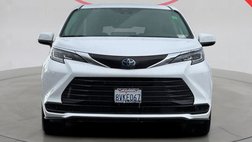 2021 Toyota Sienna LE 8-Passenger