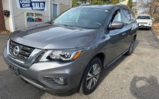 2018 Nissan Pathfinder SV