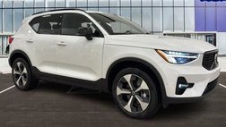 2026 Volvo XC40 B4 Plus