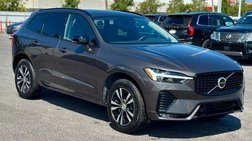 2025 Volvo XC60 B5 Core Dark Theme