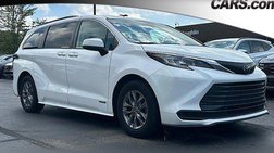 2021 Toyota Sienna LE 8-Passenger